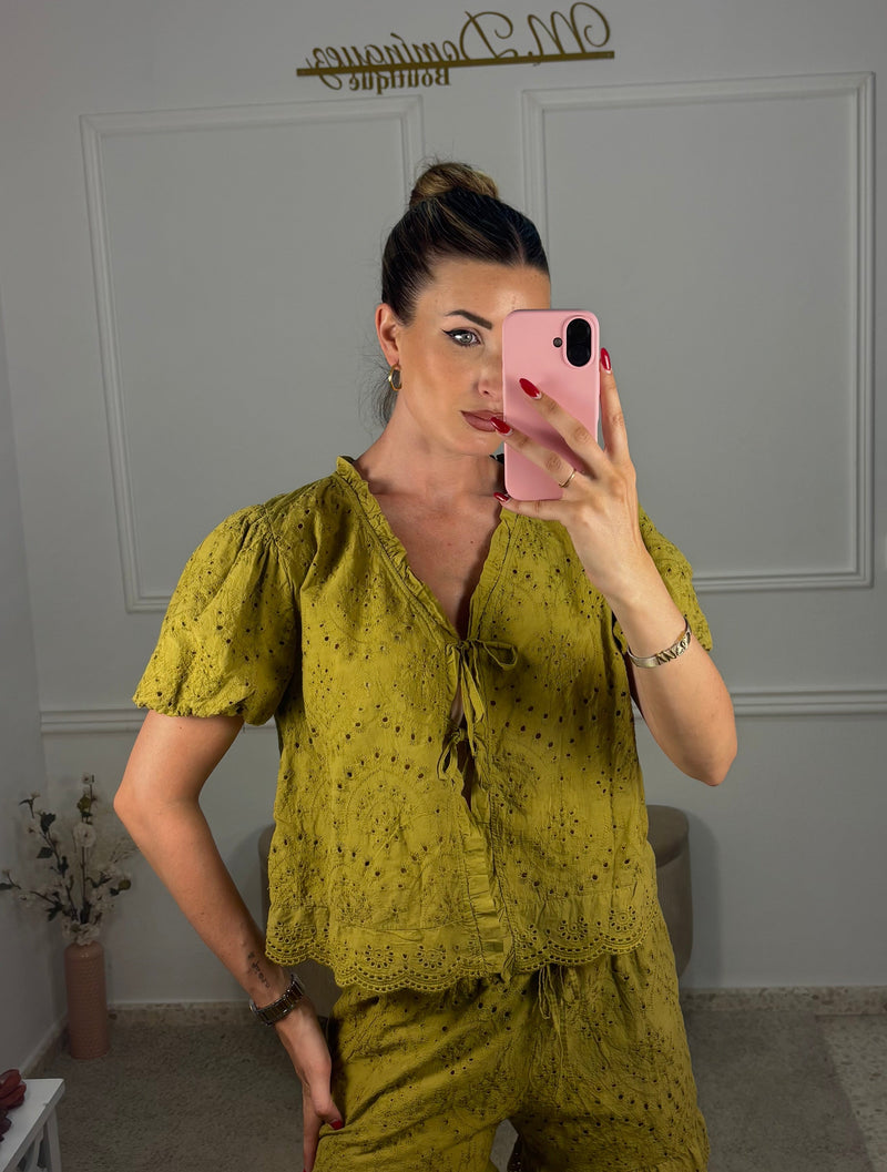 Blusa perforada NY