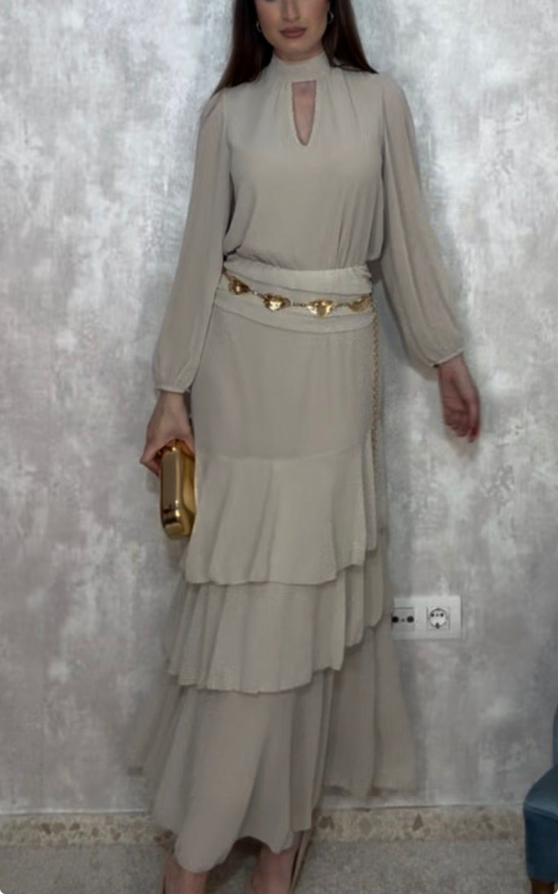 Conjunto Beige de Blusa y falda de volante
