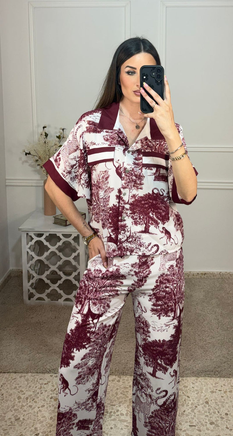 Conjunto DC Burdeos