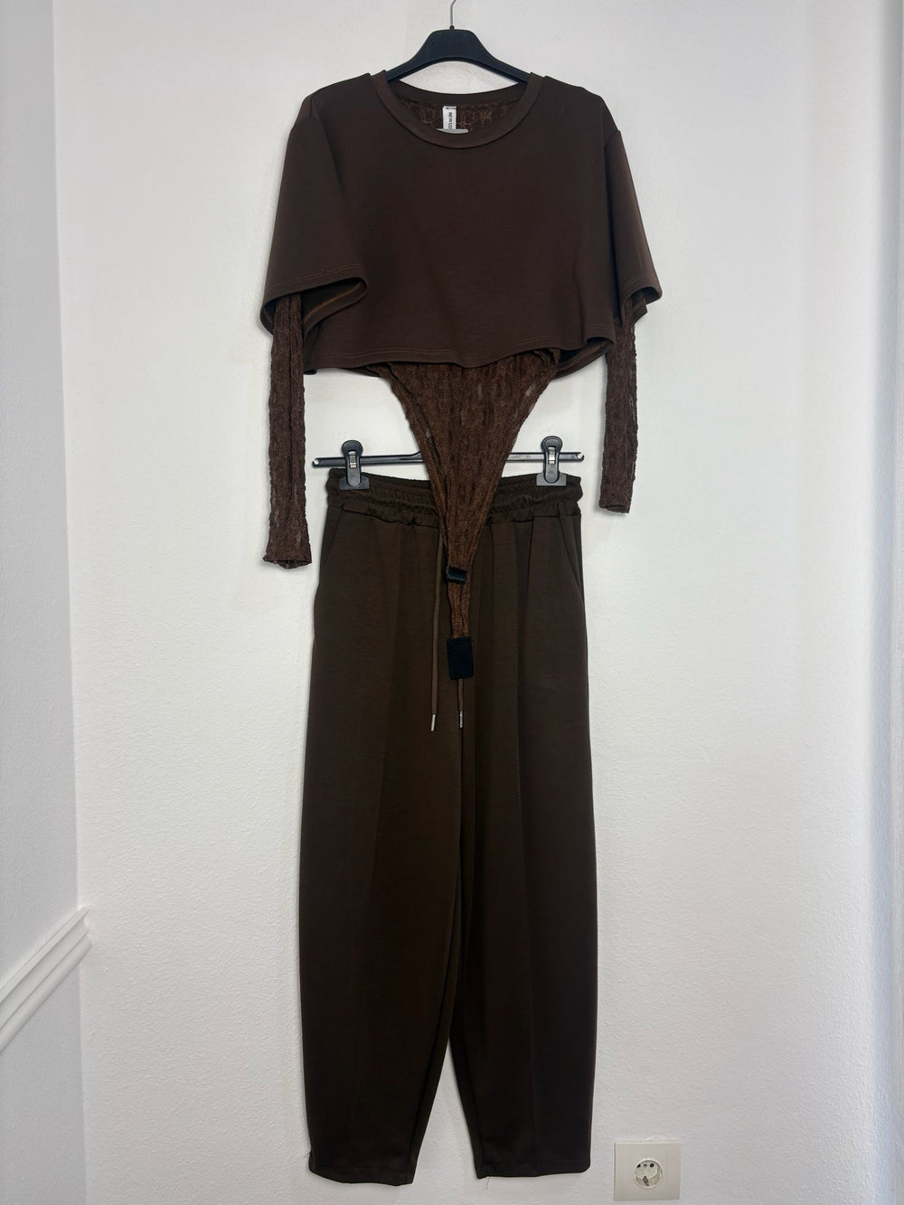 Conjunto Chándal Marrón